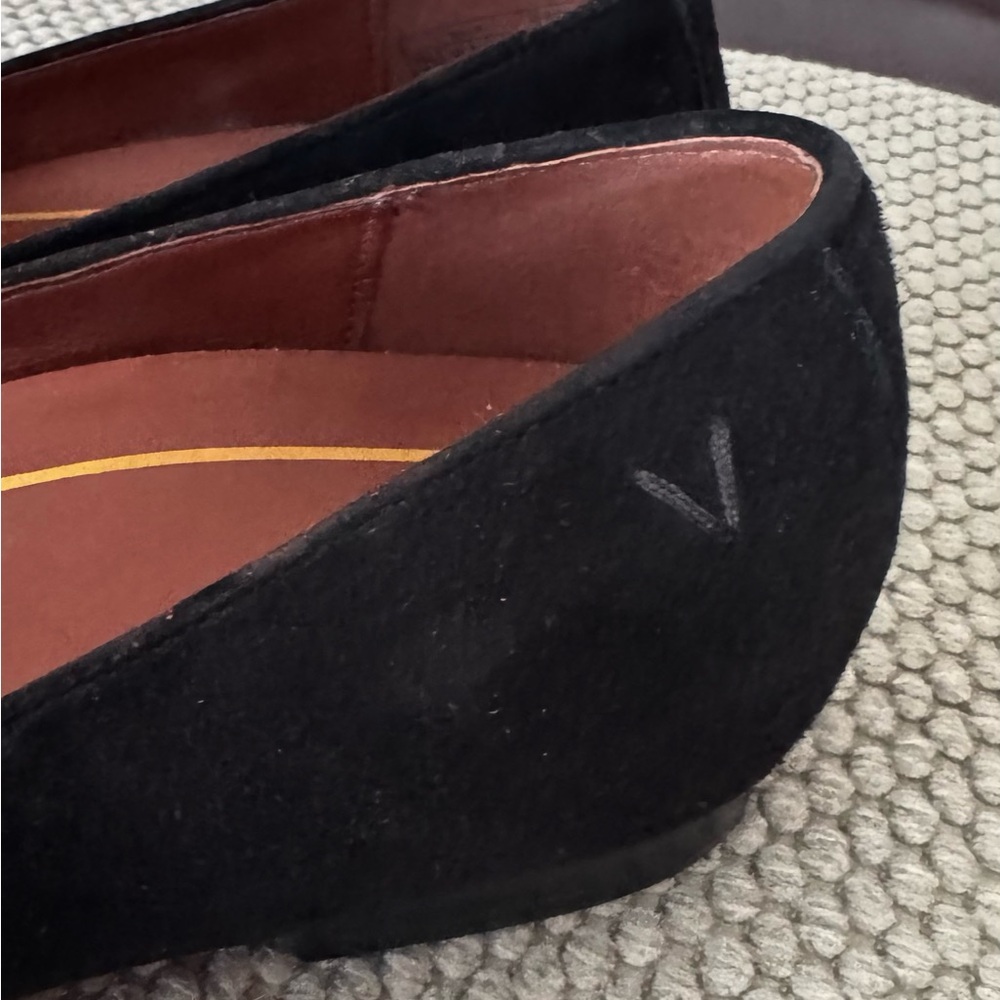 Vionic Willa / Willa II Black Suede Slip-On Loafers – Size 6.5 - Picture 5 of 6